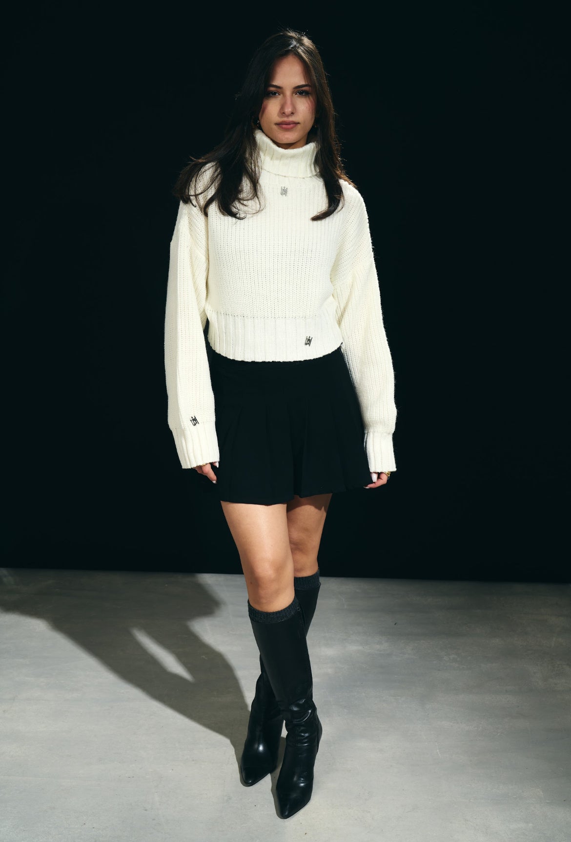 Cropped Knitted Turtleneck